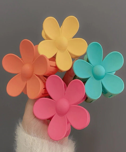 Vibrant Flower Claw Clips
